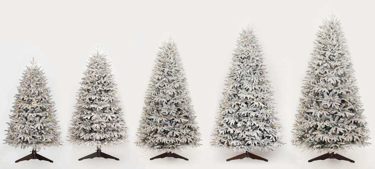Künstlicher Weihnachtsbaum mit Beleuchtung Elvara - Grün verschneit